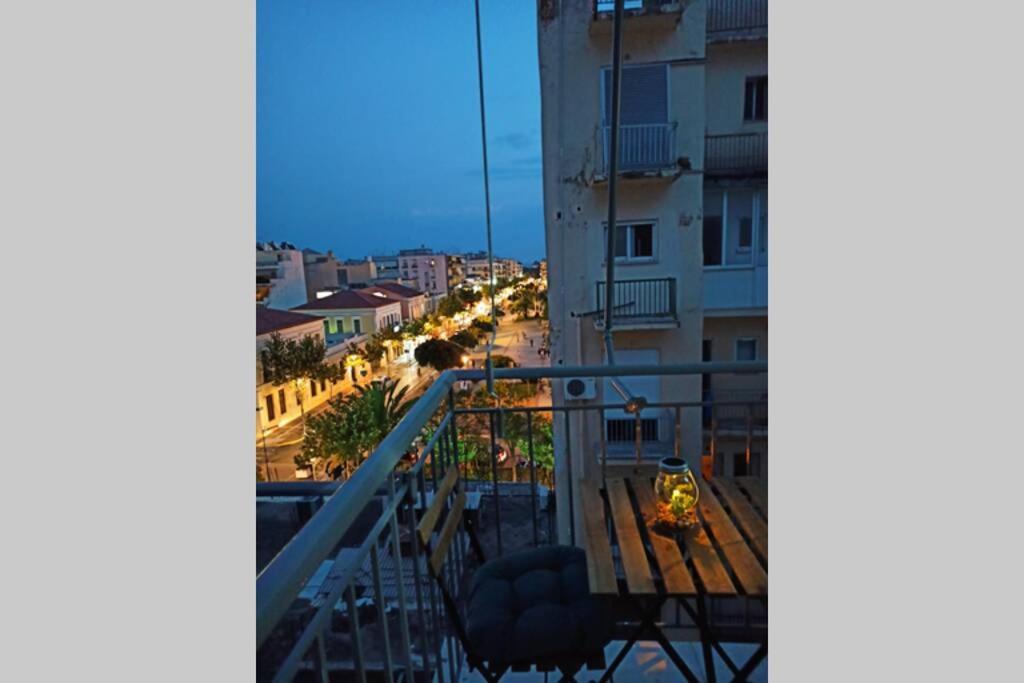 Blue Tourmaline Downtown Flat Apartment Kalamata Exterior photo